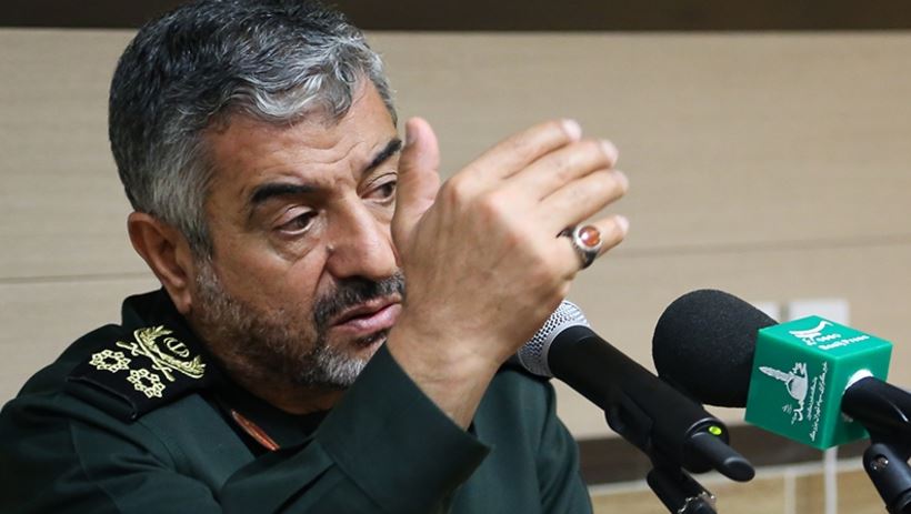 مسئولان کشورمان به چه انگشترهایی علاقه دارند؟+ تصاویر مسئولان کشورمان به چه انگشترهایی علاقه دارند؟+ تصاویر