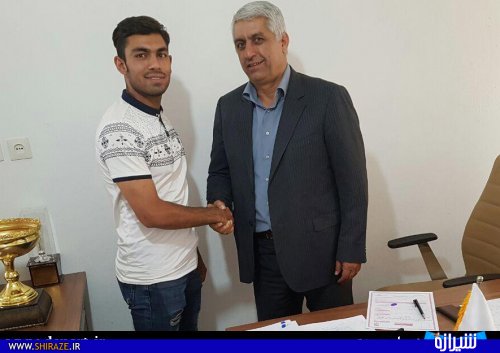 نقل و انتقالات برق نوین شیراز جهت حضور در لیگ یک فوتبال کشور+تصاویر نقل و انتقالات برق نوین شیراز جهت حضور در لیگ یک فوتبال کشور+تصاویر
