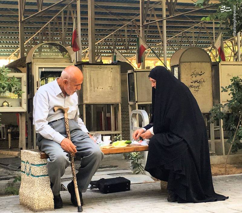 عکس/ یک صبحانه عاشقانه سه نفره