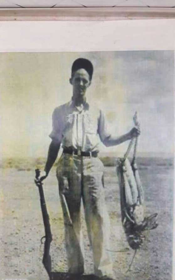 عکس/ غول آساترین ملخ ایران