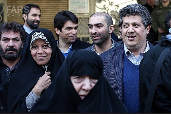شایعه عجیب پناهندگی دختر و زن مرحوم هاشمی! شایعه عجیب پناهندگی دختر و زن مرحوم هاشمی!