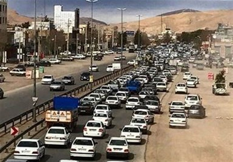 ترافیک و تصادف نتیجه اختلاف ۲ دستگاه اجرایی/ مردم «گویم» سرگردان و بلاتکلیف ماندند ترافیک و تصادف نتیجه اختلاف ۲ دستگاه اجرایی/ مردم «گویم» سرگردان و بلاتکلیف ماندند