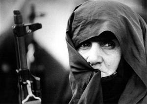 در رسیدگی به ایثارگران و جمع آوری آثارشان کوتاهی کرده ایم/ در حوزه دفاع مقدس دچار عقب ماندگی شده ایم در رسیدگی به ایثارگران و جمع آوری آثارشان کوتاهی کرده ایم/ در حوزه دفاع مقدس دچار عقب ماندگی شده ایم