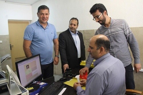 علی دایی دوباره دانشجو شد+ عکس