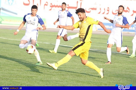 تصاویر دیدار فجرسپاسی و آلومینیوم اراک/تساوی فجری ها در هفته هفتم تصاویر دیدار فجرسپاسی و آلومینیوم اراک/تساوی فجری ها در هفته هفتم