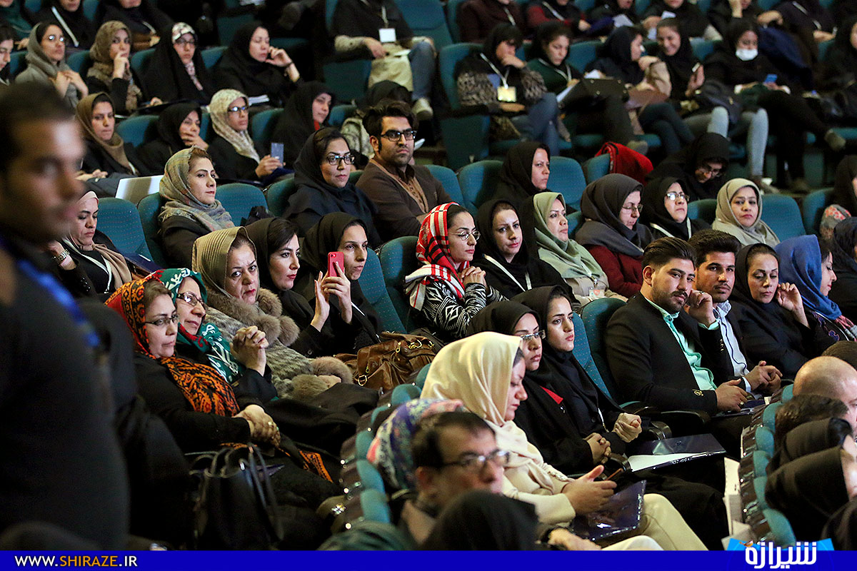 همایش «حقوق زن، حقوق بشر» با حضور چهره های سیاسی و حامیان فمینیست+ تصاویر همایش «حقوق زن، حقوق بشر» با حضور چهره های سیاسی و حامیان فمینیست+ تصاویر
