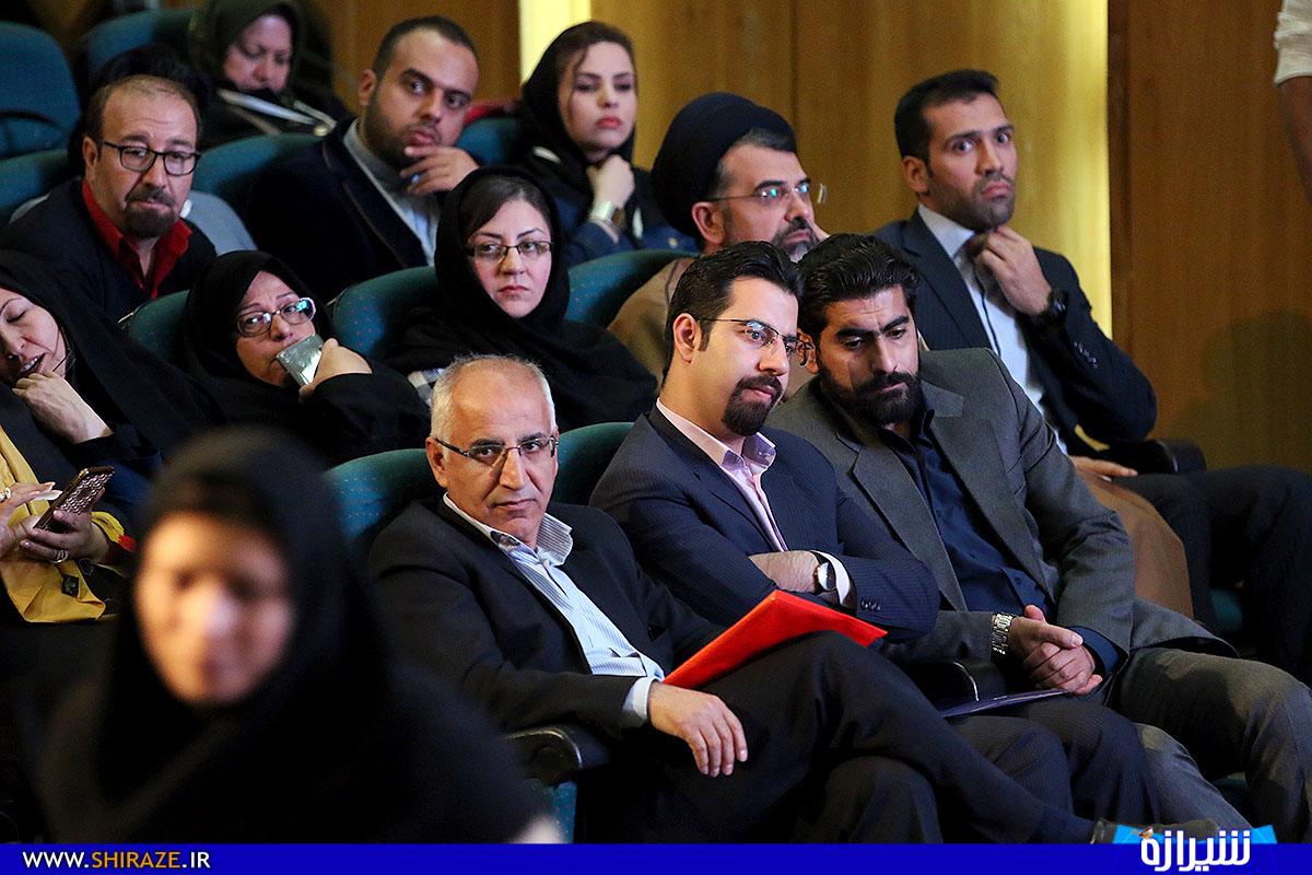 همایش «حقوق زن، حقوق بشر» با حضور چهره های سیاسی و حامیان فمینیست+ تصاویر همایش «حقوق زن، حقوق بشر» با حضور چهره های سیاسی و حامیان فمینیست+ تصاویر