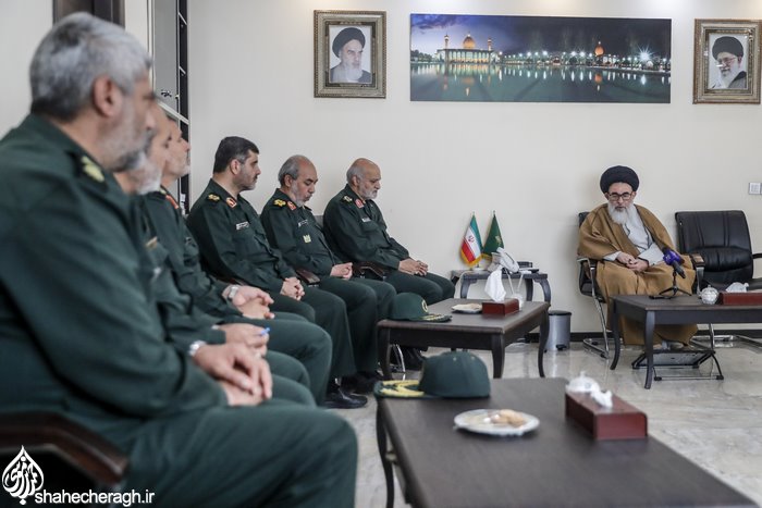 پاسداری از دستاوردهای انقلاب یک خدمت بزرگ است/سپاه اقدامات لازم را در راستای خنثی سازی برنامه های دشمن انجام می دهد