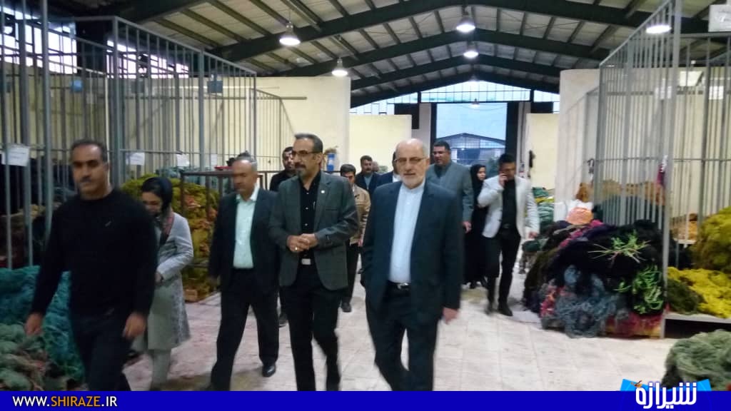 بازدید معاون وزیر خارجه از واحدهای صنعتی شیراز