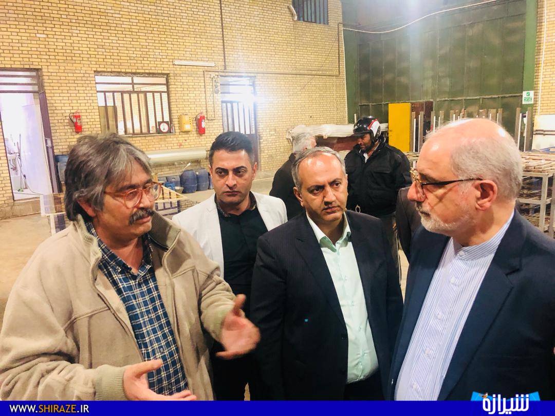 بازدید معاون وزیر خارجه از واحدهای صنعتی شیراز