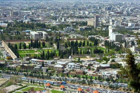 گزارش شیرازه از آخرین روز سال 97/ مهمانان نوروزی وارد شیراز شدند گزارش شیرازه از آخرین روز سال 97/ مهمانان نوروزی وارد شیراز شدند