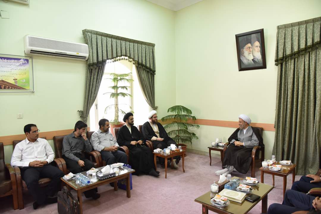 دیدار مسئولان کانون رهپویان وصال با نماینده ولی فقیه در فارس دیدار مسئولان کانون رهپویان وصال با نماینده ولی فقیه در فارس
