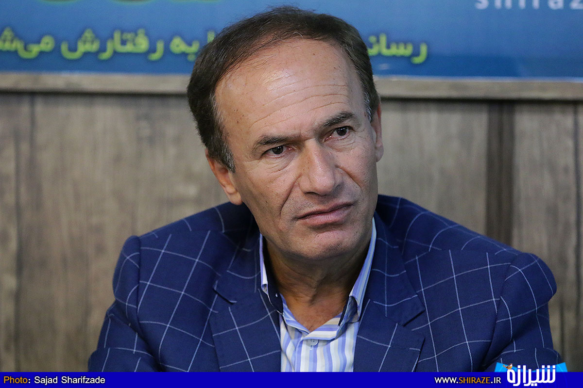 خاطرات خبرنگار پیشکسوت  فارس خواندنی می شود؛ روایت «راوی روانبخش» به چند قدمی انتشار رسید