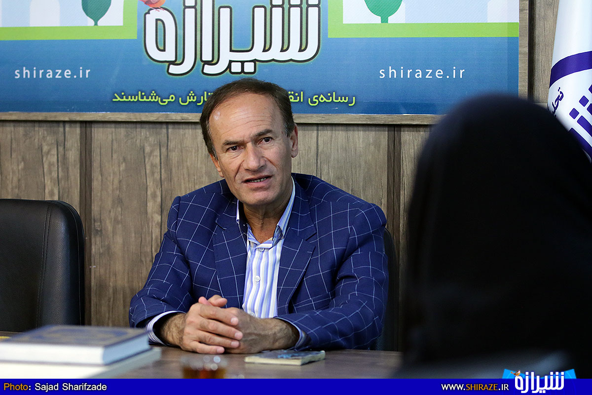 خاطرات خبرنگار پیشکسوت  فارس خواندنی می شود؛ روایت «راوی روانبخش» به چند قدمی انتشار رسید