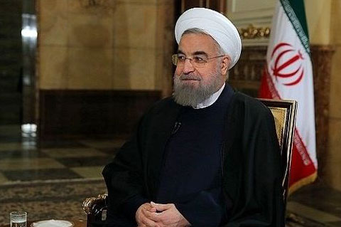 مذاکره همزمان با تحریم معنایی ندارد/ اگر متحد باشیم تحریمها زودتر شکست میخورد مذاکره همزمان با تحریم معنایی ندارد/ اگر متحد باشیم تحریمها زودتر شکست میخورد