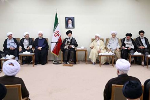 دعوا و ایجاد تشکیلات موازی با دولت اصلاح کار نیست/ هدف دشمن در جنگ رسانهای ایجاد یأس و بدبینی در مردم است دعوا و ایجاد تشکیلات موازی با دولت اصلاح کار نیست/ هدف دشمن در جنگ رسانهای ایجاد یأس و بدبینی در مردم است