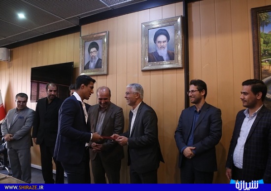تقدیر استاندار فارس از مدال آوران بازی های آسیایی جاکارتا تقدیر استاندار فارس از مدال آوران بازی های آسیایی جاکارتا