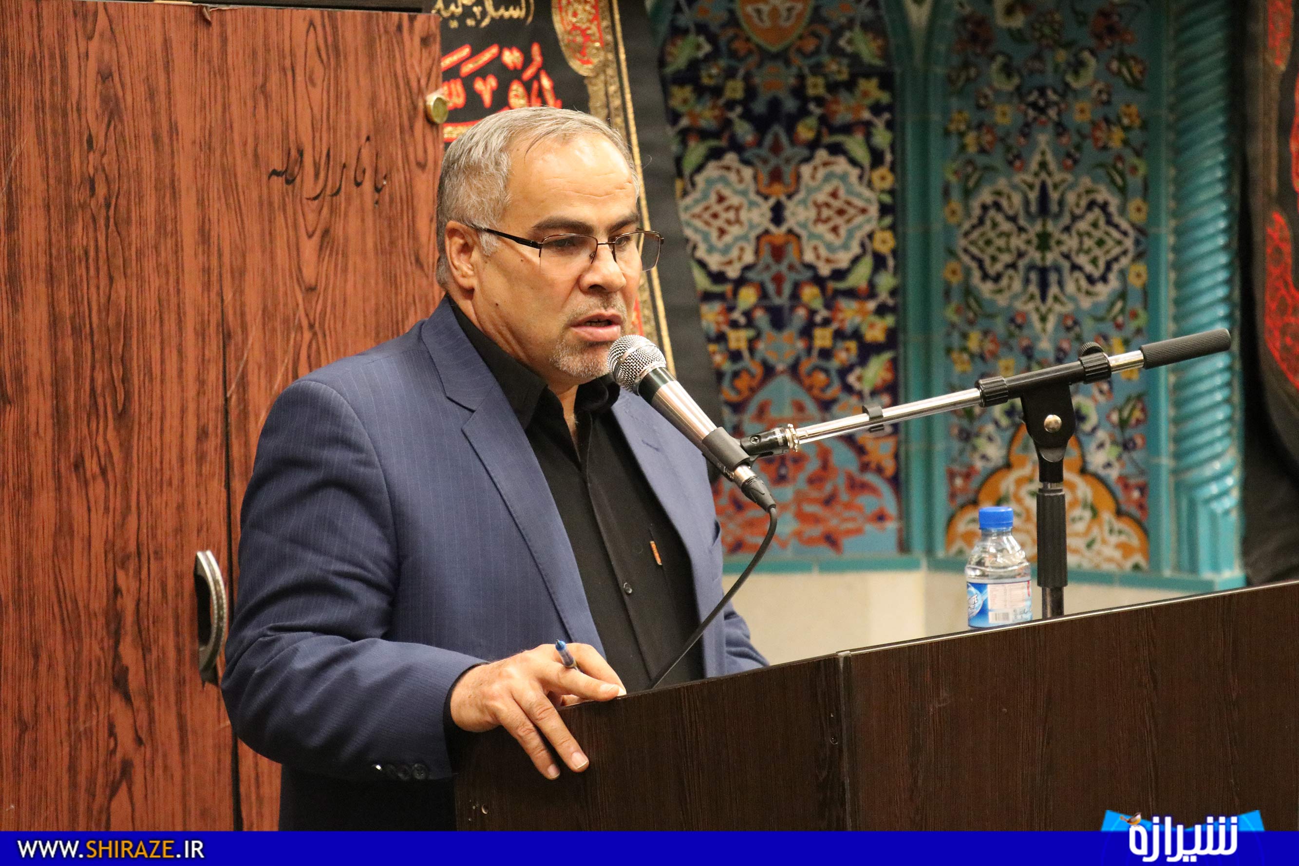 برگزاری میز خدمت در شهرک مهدی آباد شیراز/ فرماندار شیراز: کمربندی جدید شیراز طی دو سال آینده به بهره برداری می رسد