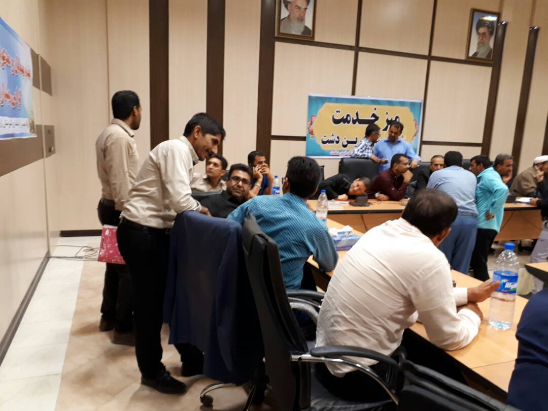 عکس/ برپایی«میز خدمت» در مناطق محروم فارس
