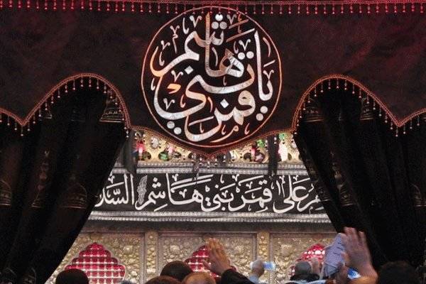 در تاسوعای سال 61 هجری چه گذشت؟/ اشعاری که حضرت عباس(ع) به عنوان رجز خواند/ چگونگی شهادت علمدار کربلا