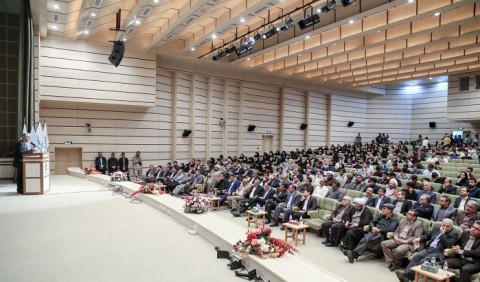 دانشگاه ها می‌توانند تهدیدهای جنگ اقتصادی دشمن را به فرصت تبدیل کنند/صنعت ما در انتظار افراد مدرک دار نیست/در حال حرکت به سمت دانشگاه های نسل سوم وچهارم هستیم