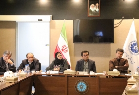 تلاش برای حذف دلال‌های بازار حمل و نقل/ رانندگان متولی سازمانی مشخصی ندارند/ معضل امروز حمل و نقل عدم توازن عرضه و تقاضاست