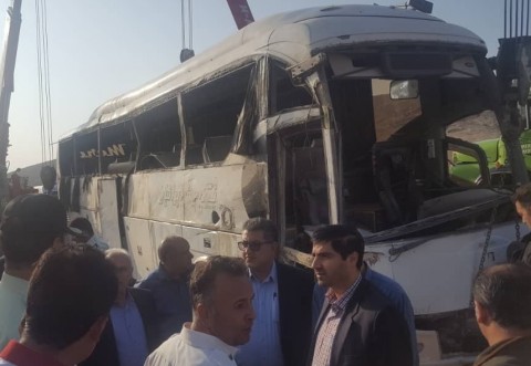 واژگونی اتوبوس در جاده اصفهان - شیراز/ 5 کشته و 15 مصدوم واژگونی اتوبوس در جاده اصفهان - شیراز/ 5 کشته و 15 مصدوم