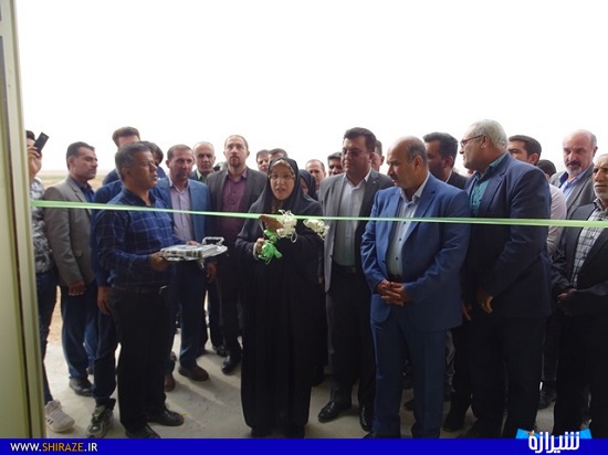 افتتاح 2 سالن ورزشی با اعتبار 36 میلیارد ریالی در شهرستان خرامه+ تصاویر افتتاح 2 سالن ورزشی با اعتبار 36 میلیارد ریالی در شهرستان خرامه+ تصاویر