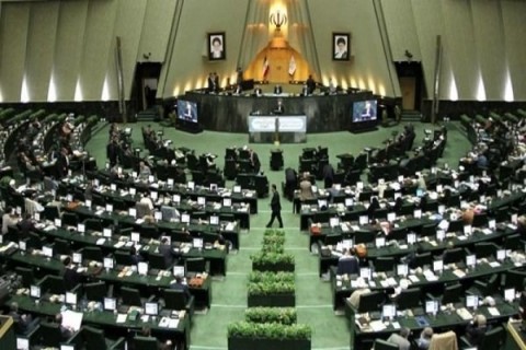 حضور نمایندگانی وابسته، واداده و غیرپاسخگو در پارلمان! حضور نمایندگانی وابسته، واداده و غیرپاسخگو در پارلمان!