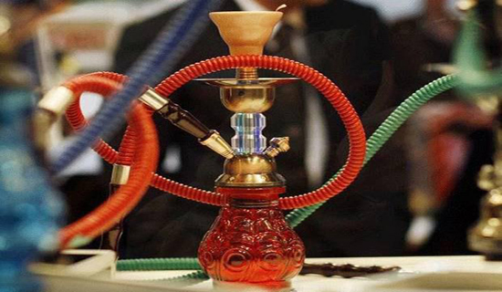 دود قلیان در چشم صاحبان سفره خانه های سنتی دود قلیان در چشم صاحبان سفره خانه های سنتی