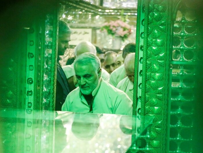 خاطره شیرازیها از آخرین سفر سردار سلیمانی خاطره شیرازیها از آخرین سفر سردار سلیمانی