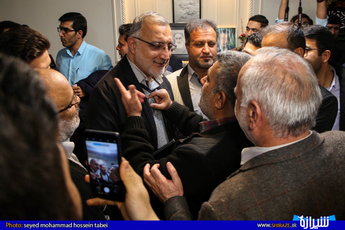 سخنرانی زاکانی در جمع نیروهای انقلابی سومین حرم اهل بیت (ع) سخنرانی زاکانی در جمع نیروهای انقلابی سومین حرم اهل بیت (ع)