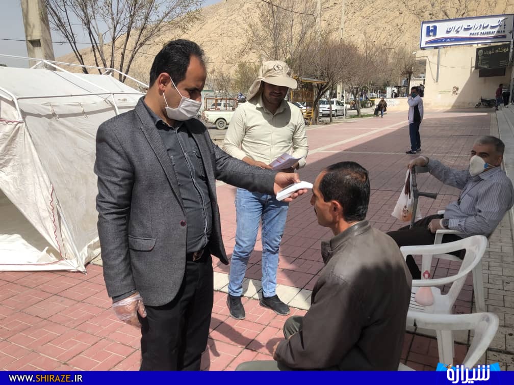 اولین خط تولید ماسک در زرقان راه اندازی می شود