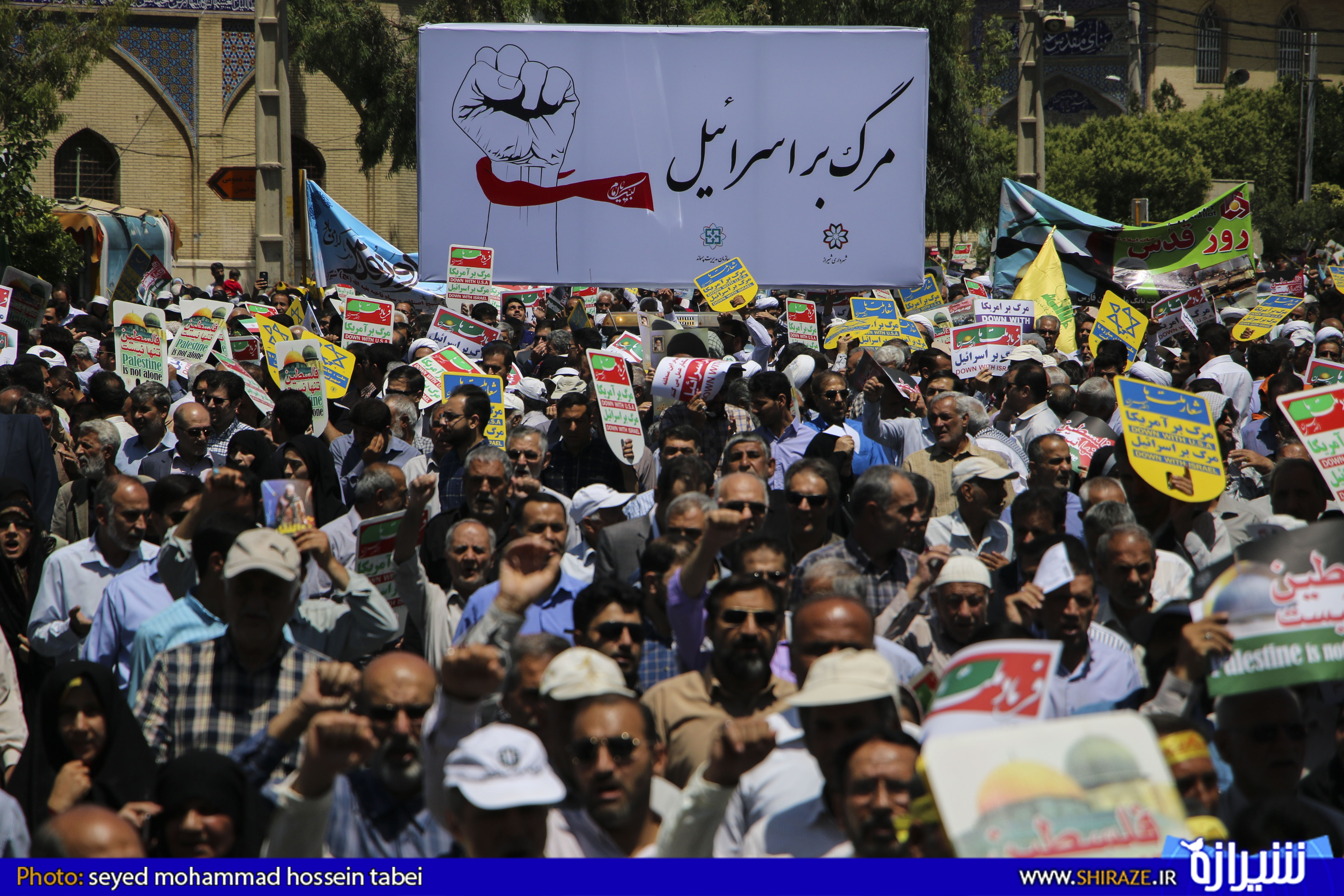 دهها هزار شیرازی «معامله قرن» را محکوم کردند دهها هزار شیرازی «معامله قرن» را محکوم کردند