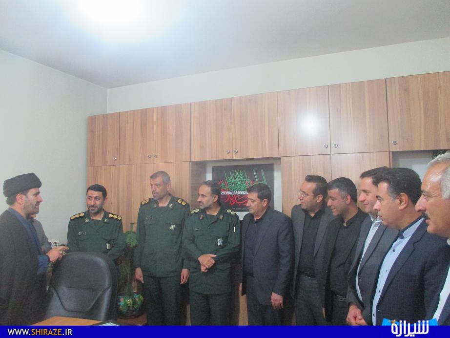 بسیجی بودن به کارت نیست هرکس در دایره نظام باشد بسیجی است بسیجی بودن به کارت نیست هرکس در دایره نظام باشد بسیجی است