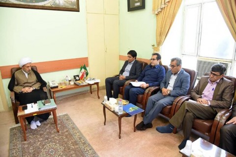 صنعتگران واقعی را دریابیم/ رانت نفت انگیزه رقابت و تولید را در برخی صنایع از بین برد