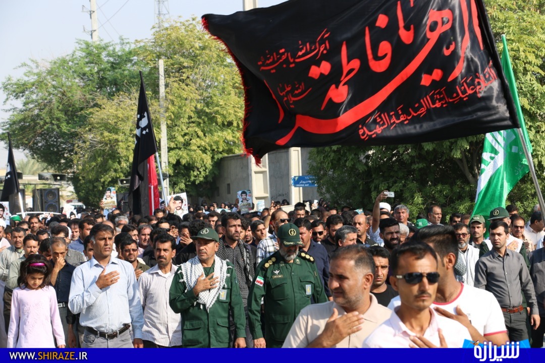 سنگ تمام اشکنانی ها در مراسم تشییع و تدفین شهید غلامحسین دادنام سنگ تمام اشکنانی ها در مراسم تشییع و تدفین شهید غلامحسین دادنام