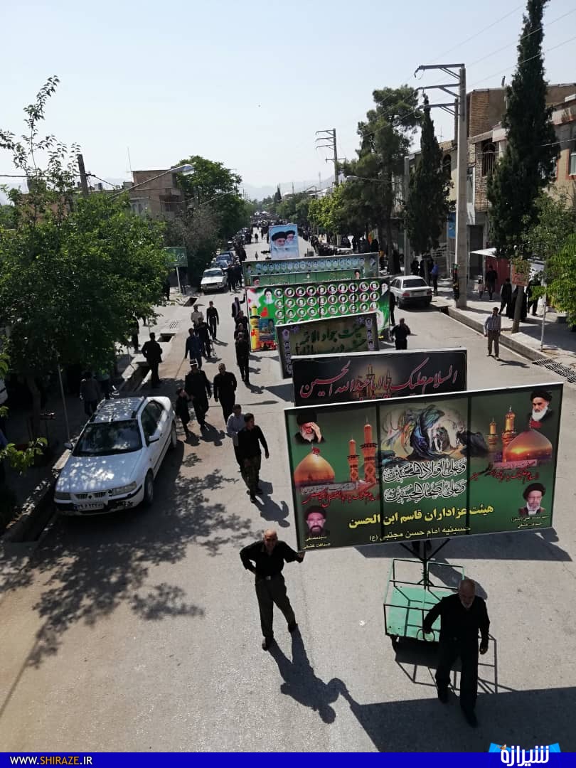 بازگشت پرستوی مهاجر به خانه؛ استهبان پس از 33 سال شهید محمد جعفر ستار زاده را در برگرفت بازگشت پرستوی مهاجر به خانه؛ استهبان پس از 33 سال شهید محمد جعفر ستار زاده را در برگرفت