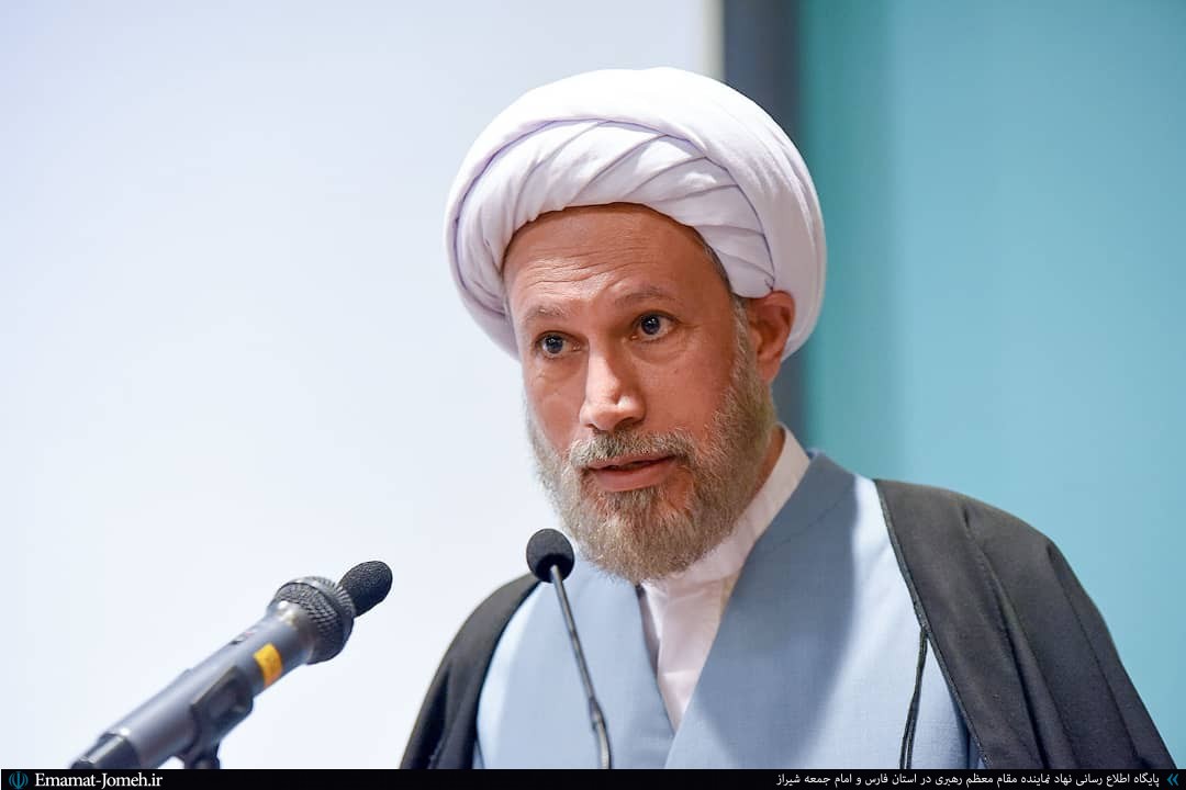 نیروی انتظامی در عرصه برخورد با منکرات و مظاهر علنی فساد تنهاست/ از تلاشهای نیروی انتظامی و سردار اشتری فرماندهی آن تشکر میکنم نیروی انتظامی در عرصه برخورد با منکرات و مظاهر علنی فساد تنهاست/ از تلاشهای نیروی انتظامی و سردار اشتری فرماندهی آن تشکر میکنم