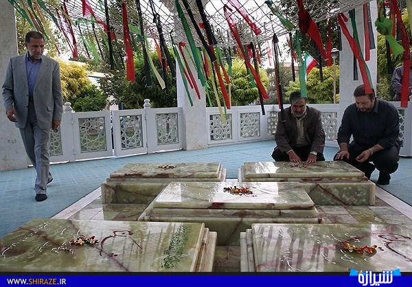 هیجان انگیزترین کار زندگی ام خنثی سازی یک بمب دست ساز در دوران دفاع مقدس بود/به تندروی اعتقادی ندارم/ دوست داشتم خلبان می شدم / آرزوی قلبی من پیوستن به همرزمان شهیدم است هیجان انگیزترین کار زندگی ام خنثی سازی یک بمب دست ساز در دوران دفاع مقدس بود/به تندروی اعتقادی ندارم/ دوست داشتم خلبان می شدم / آرزوی قلبی من پیوستن به همرزمان شهیدم است