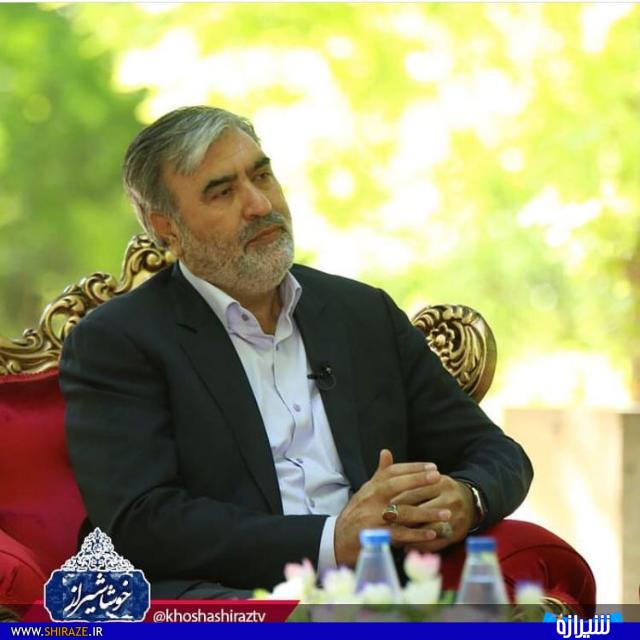 هیجان انگیزترین کار زندگی ام خنثی سازی یک بمب دست ساز در دوران دفاع مقدس بود/به تندروی اعتقادی ندارم/ دوست داشتم خلبان می شدم / آرزوی قلبی من پیوستن به همرزمان شهیدم است هیجان انگیزترین کار زندگی ام خنثی سازی یک بمب دست ساز در دوران دفاع مقدس بود/به تندروی اعتقادی ندارم/ دوست داشتم خلبان می شدم / آرزوی قلبی من پیوستن به همرزمان شهیدم است