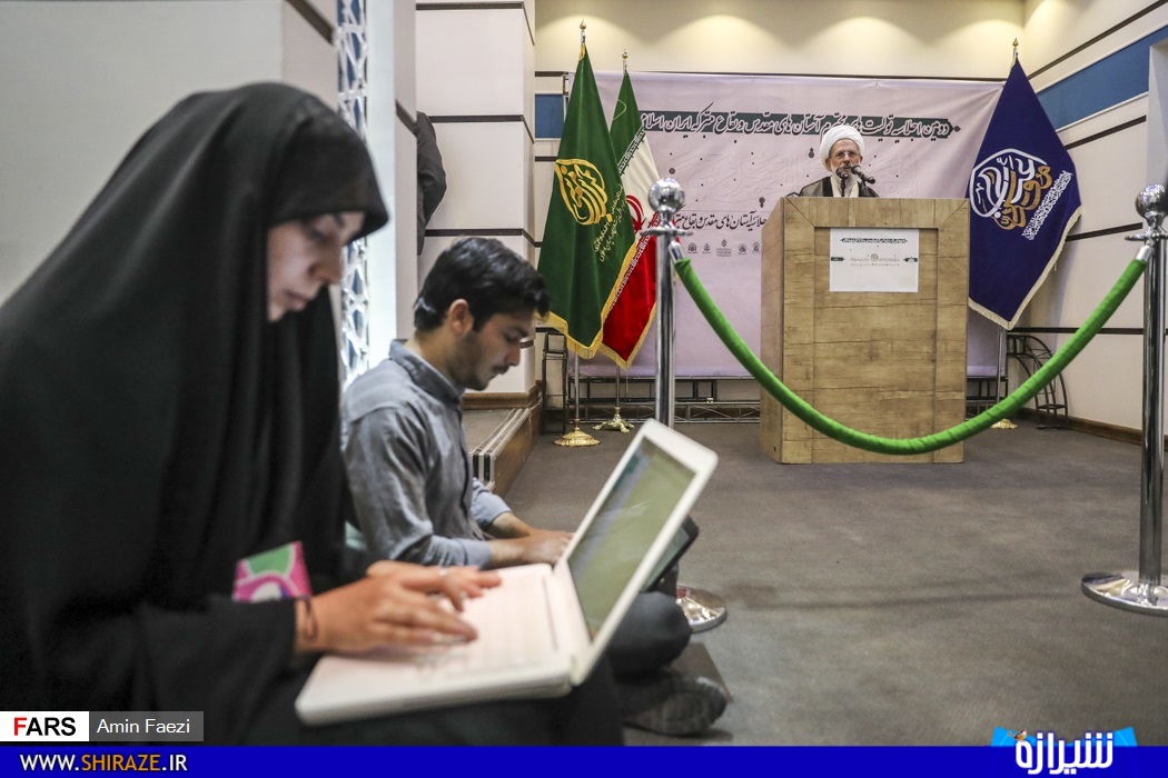 گفتگو با کسانی که حتی شبها هم خواب خبر میبینند!/ حال ما خوب است اما تو باور نکن! گفتگو با کسانی که حتی شبها هم خواب خبر میبینند!/ حال ما خوب است اما تو باور نکن!