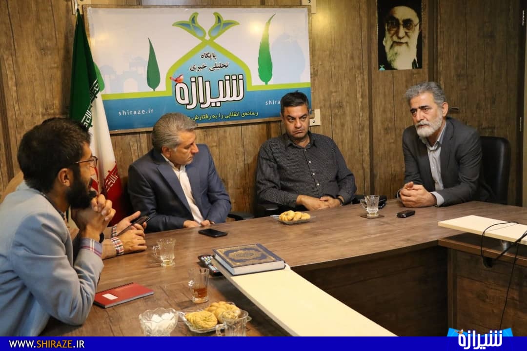 سلیقه موسیقی مورد گرایش به ابتذال دارد/ «اقتصاد هنر» قبای زشتی برقامت فرهنگ اصیل ایران است/ شرکت‌های کنسرت‌گذار دغدغه گردش اقتصادی دارند نه هنر ناب