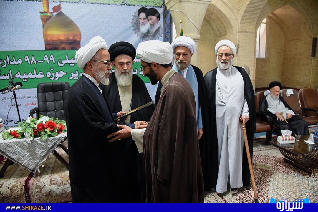 تاثیرگذاری اجتماعی و فرهنگی حوزه های علمیه فارس باید تقویت شود