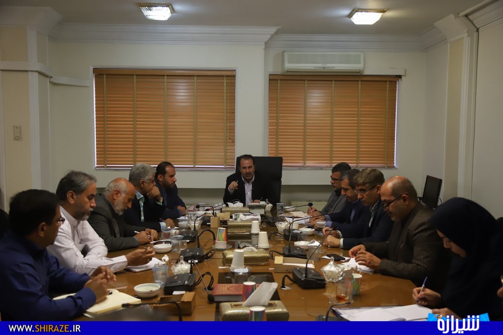 دیدار استاندار با نمایندگان احزاب اصولگرای فارس