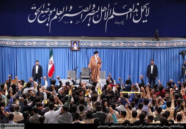 مذاکره با آمریکا هیچ نتیجهای ندارد چون قطعا هیچ امتیازی نمیدهند/ معطل ماندن برای برجام و برنامه فرانسویها کشور را دچار رکود و عقبماندگی میکند مذاکره با آمریکا هیچ نتیجهای ندارد چون قطعا هیچ امتیازی نمیدهند/ معطل ماندن برای برجام و برنامه فرانسویها کشور را دچار رکود و عقبماندگی میکند