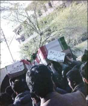 با دو دانشجوی شهید استان فارسی حاضر در واقعه تسخیر لانه جاسوسی آمریکا آشنا شوید با دو دانشجوی شهید استان فارسی حاضر در واقعه تسخیر لانه جاسوسی آمریکا آشنا شوید