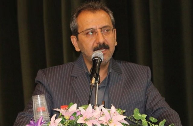 نمایندگان مجلس از اجرایی شدن افزایش نرخ بنزین بی اطلاع بودند/ جلسات غیرعلنی و اضطراری برای رسیدگی به اینگونه مسائل است