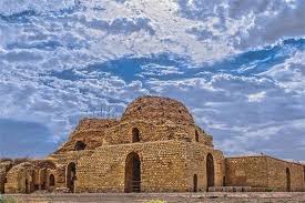 رفع خطر از گنبد مرکزی کاخ جهانی ساسان سروستان در دست اقدام است