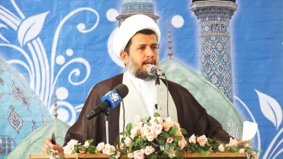 توجه به ظرفیت‌های درونی و اقتصاد مقاومتی، راه‌حل خروج از مشکلات اقتصادی/دولت، از ساحت مقدس ملت عذرخواهی کند